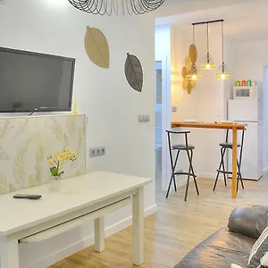 Family In Triana Apartamento